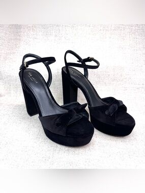 Ted Baker Kayvi Black Velvet Platform Heels Sz 41/10.5 Bow, Sexy Romantic party